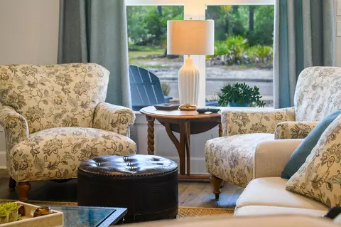 Living - 344 Royal Tern Ct, Carrabelle, FL 32322 photo 5 of 5