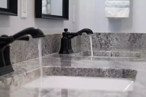 Bath - 344 Royal Tern Ct, Carrabelle, FL 32322 photo 5 of 5