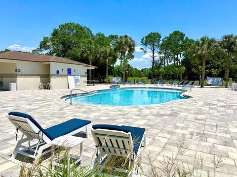 Exterior - 344 Royal Tern Ct, Carrabelle, FL 32322 photo 6 of 7