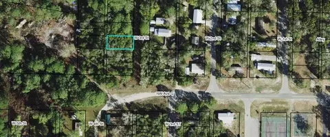 805 3rd St, Carrabelle, FL 32322