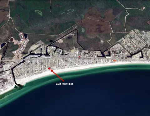 117 37th St D, Mexico Beach, FL 32456