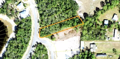 147 Lakes On The Bluff Dr, Eastpoint, FL 32328