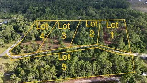 179 Skipper Rd, Carrabelle, FL 32322