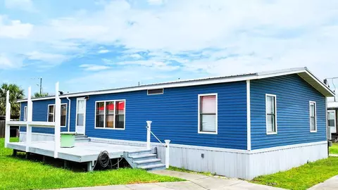 207 Louisiana Dr, Mexico Beach, FL 32456