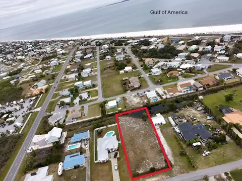 53 1st St, Mexico Beach, FL 32456