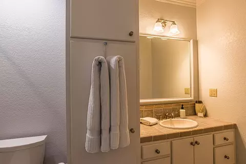 Bath - 331 Eagles Way, Carrabelle, FL 32322 photo 4 of 5