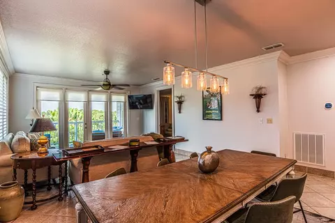 Dining - 331 Eagles Way, Carrabelle, FL 32322 photo 1 of 3