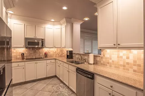 Kitchen - 331 Eagles Way, Carrabelle, FL 32322 photo 2 of 2