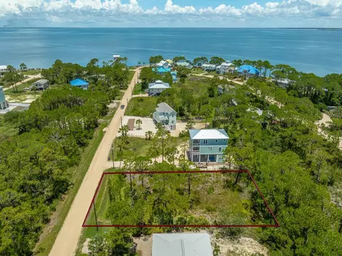 319 Brown St, Saint George Island, FL 32328