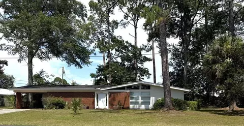 2203 Monument Ave, Port St. Joe, FL 32456