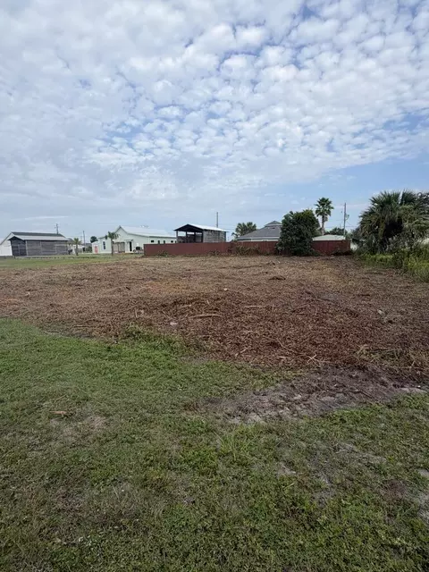409 Arizona Dr, Mexico Beach, FL 32456