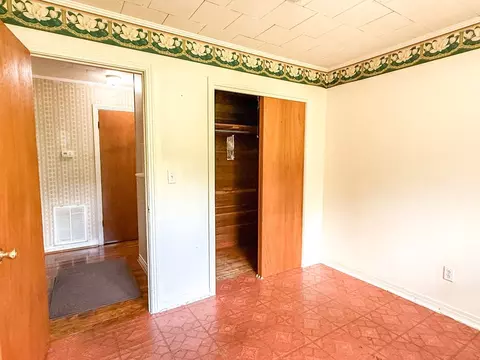 Bedroom - 303 E Meridian Ave, Carrabelle, FL 32322 photo 5 of 7