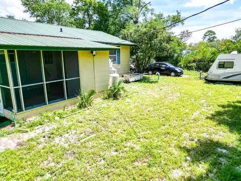 Exterior - 303 E Meridian Ave, Carrabelle, FL 32322 photo 9 of 9