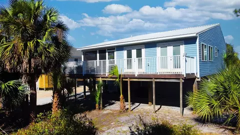 320 Moonrise Ave, Port St. Joe, FL 32456