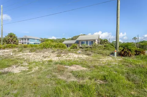 481 E Gulf Beach Dr, Saint George Island, FL 32328