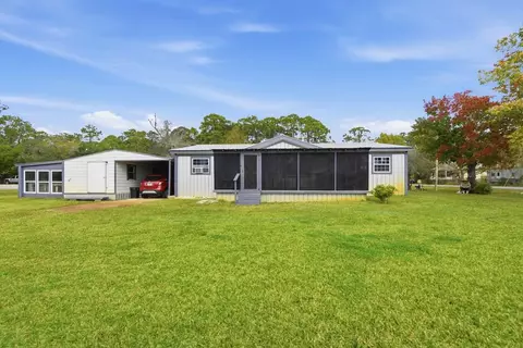 6 Bayview Dr, Apalachicola, FL 32320