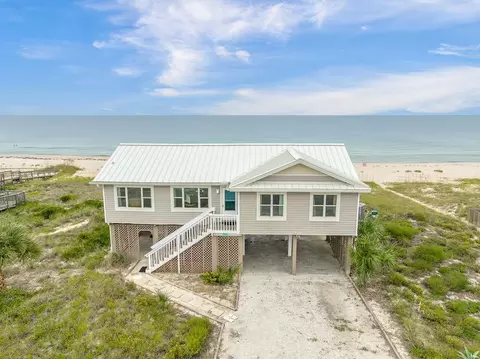 1124 W Gorrie Dr, Saint George Island, FL 32328