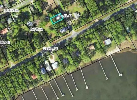View/Area - 110 Franklin St, Carrabelle, FL 32322 photo 1 of 2