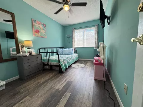 Bedroom - 110 Franklin St, Carrabelle, FL 32322 photo 3 of 3