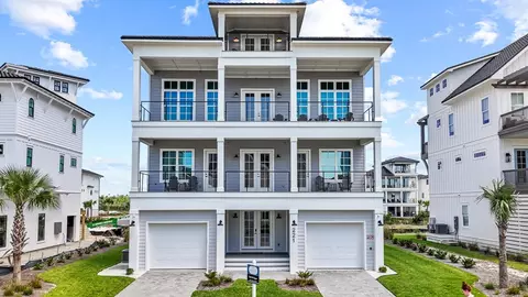 221 Dunes Dr, Mexico Beach, FL 32456
