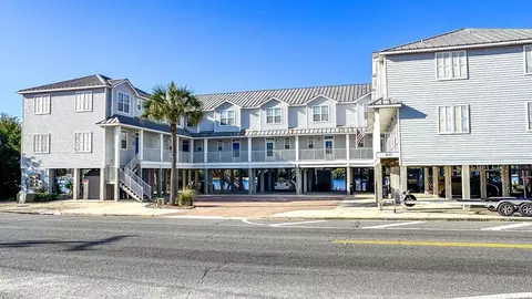 401 St James Ave #3, Carrabelle, FL 32322