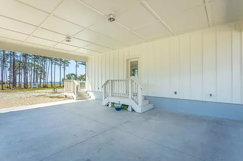 Exterior - 110 Shell Bay Ct, Carrabelle, FL 32322 photo 3 of 6
