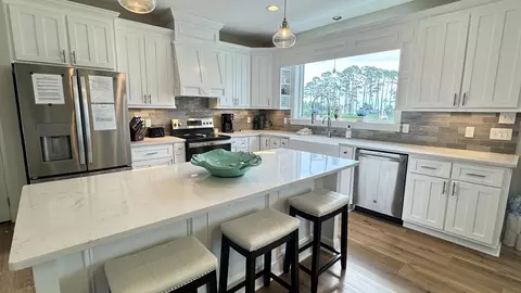 Kitchen - 110 Shell Bay Ct, Carrabelle, FL 32322 photo 3 of 3
