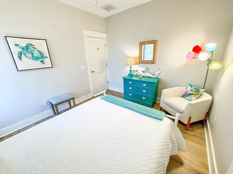 Bedroom - 110 Shell Bay Ct, Carrabelle, FL 32322 photo 4 of 10
