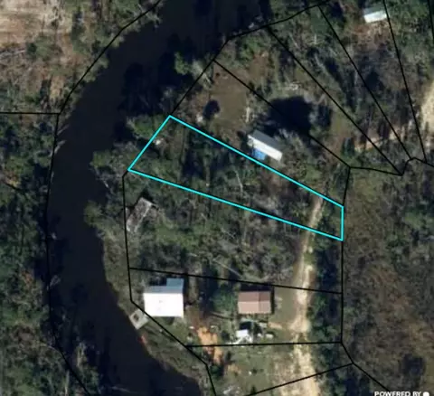 429 Spruce Ave, Wewahitchka, FL 32465