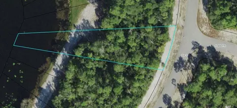 150 Lakes On The Bluff Dr, Eastpoint, FL 32328