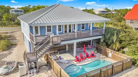 1024 W Gulf Beach Dr, Saint George Island, FL 32328