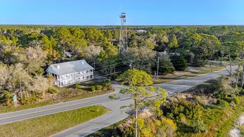 1617 Hwy 98 E, Carrabelle, FL 32322