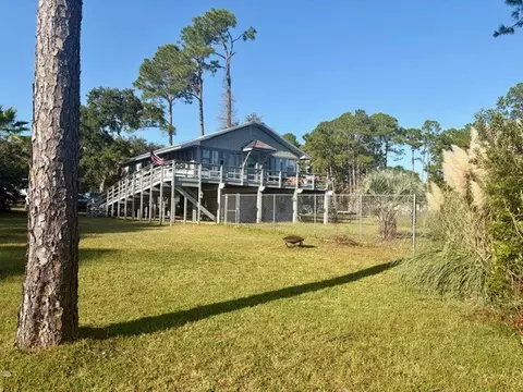 Exterior - 425 River Rd, Carrabelle, FL 32322 photo 1 of 6