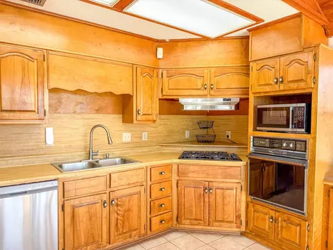 Kitchen - 425 River Rd, Carrabelle, FL 32322 photo 2 of 4