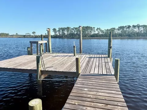 View/Area - 425 River Rd, Carrabelle, FL 32322 photo 6 of 8