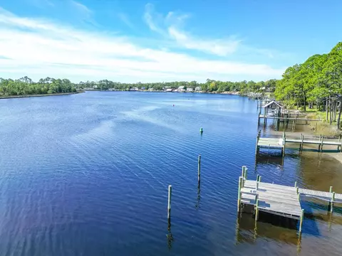 View/Area - 425 River Rd, Carrabelle, FL 32322 photo 4 of 8