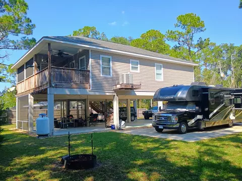 Other - 811 Bruce Ave, Carrabelle, FL 32322 photo 2 of 11