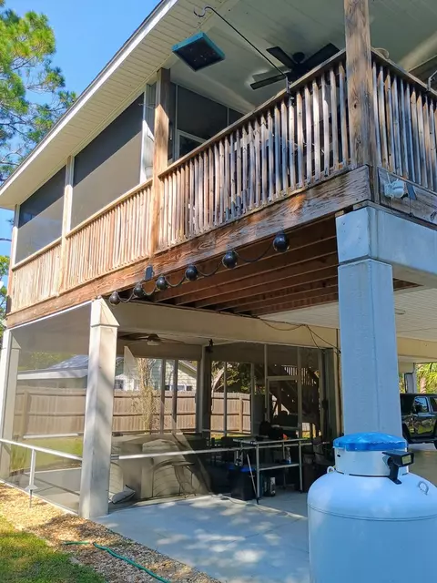 Exterior - 811 Bruce Ave, Carrabelle, FL 32322 photo 2 of 19