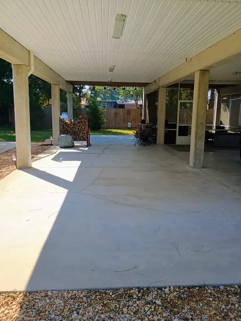 Exterior - 811 Bruce Ave, Carrabelle, FL 32322 photo 18 of 19