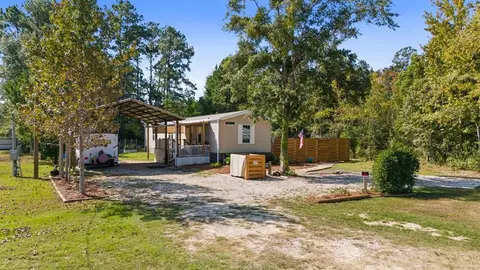 354 Canning Dr, Wewahitchka, FL 32465