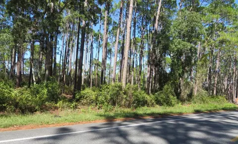 2447 Hwy 98 W, Carrabelle, FL 32322