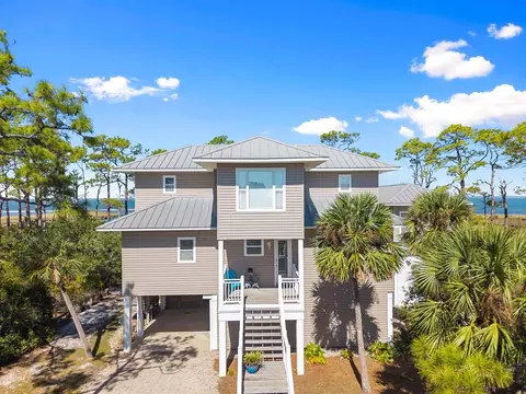 1725 E Gulf Beach Dr, Saint George Island, FL 32328