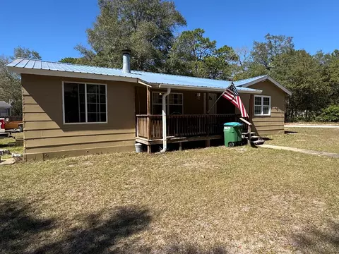 15 Chehaw St, Panacea, FL 32346