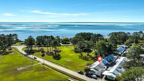 52 Parker Ave # -6, Carrabelle, FL 32322