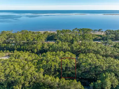 127 Royal Tern Way, Carrabelle, FL 32323