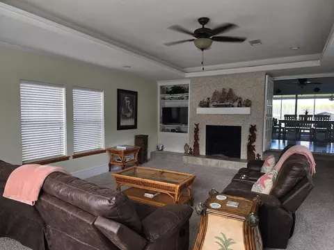 737 Mill Rd, Carrabelle, FL 32322 photo 2