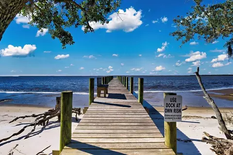 223 N Bay Shore Dr, Eastpoint, FL 32328