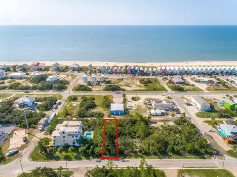 232 E Pine Ave, Saint George Island, FL 32328