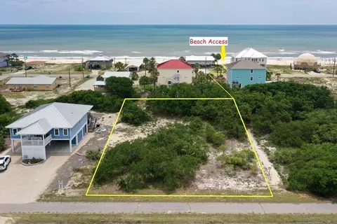 1032 W Gulf Beach Dr, Saint George Island, FL 32328