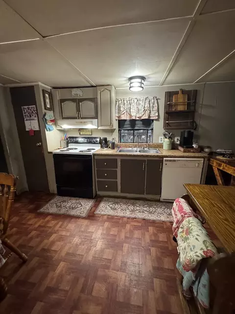 1209 NW 2nd St, Carrabelle, FL 32322 photo 7